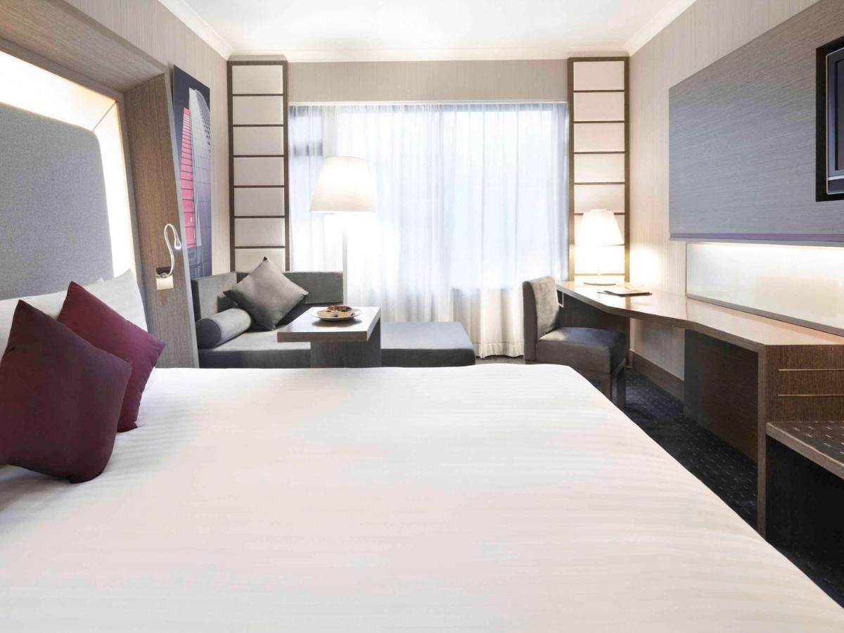 Novotel Nathan Road Kowloon Hotel 4*